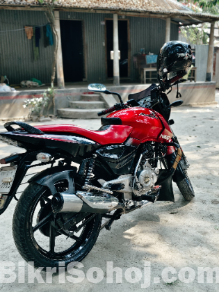 Bajaj Pulser 150cc